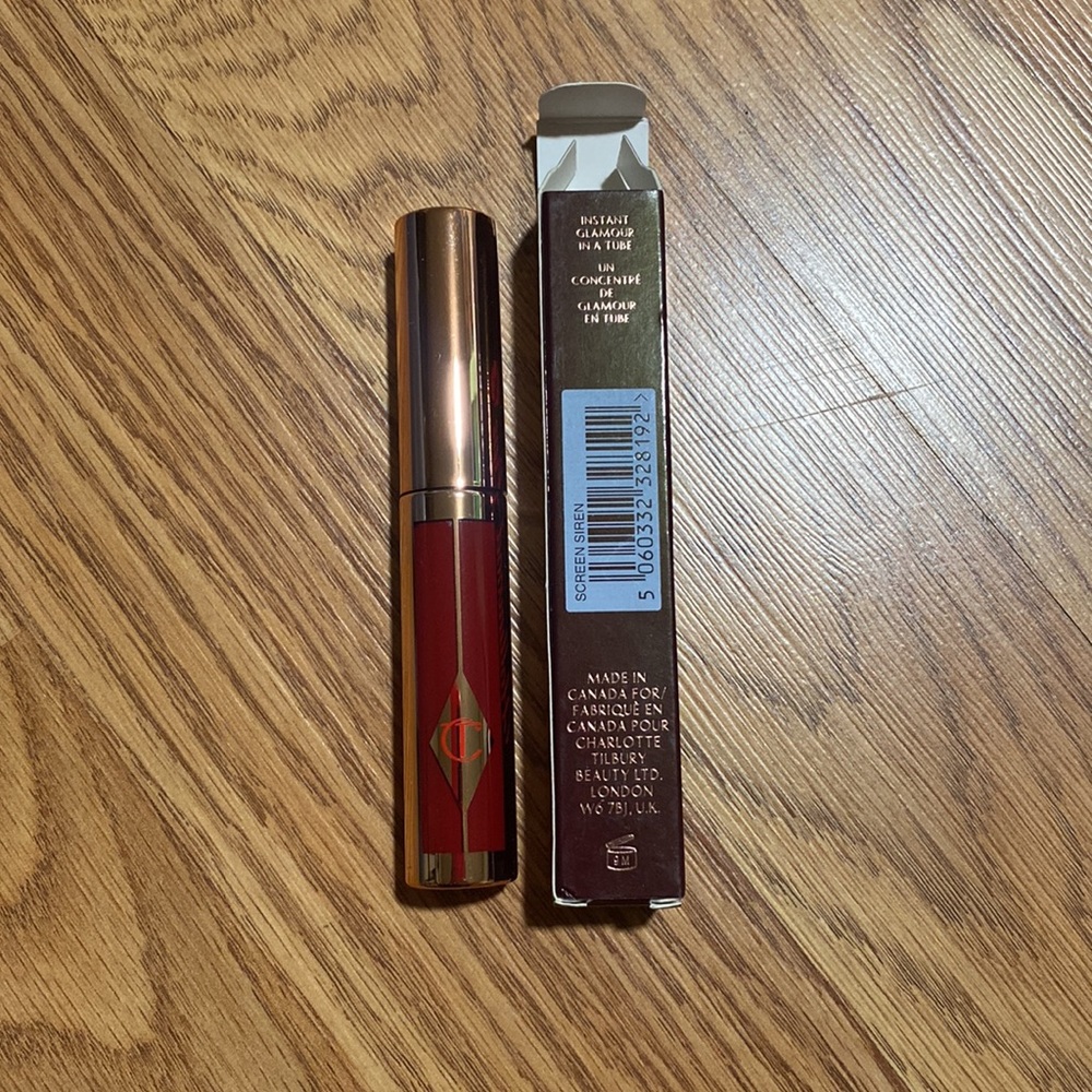 Screen Siren - Charlotte Tilbury Hollywood Lips Contour Matte Liquid Lipstick - Picture 4 of 4